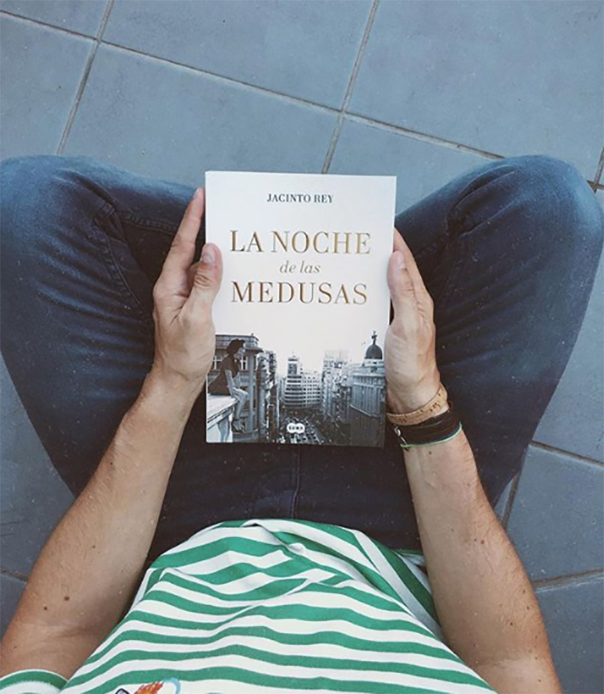 Reseña: La noche de las medusas. Jacinto Rey