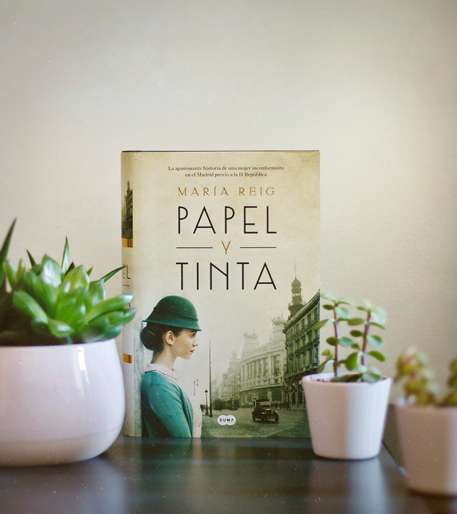 Reseña: Papel y tinta. María Reig