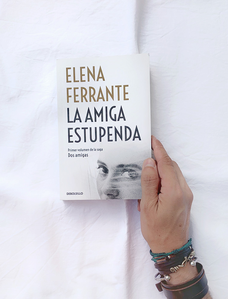 Reseña: La amiga estupenda. Elena Ferrante